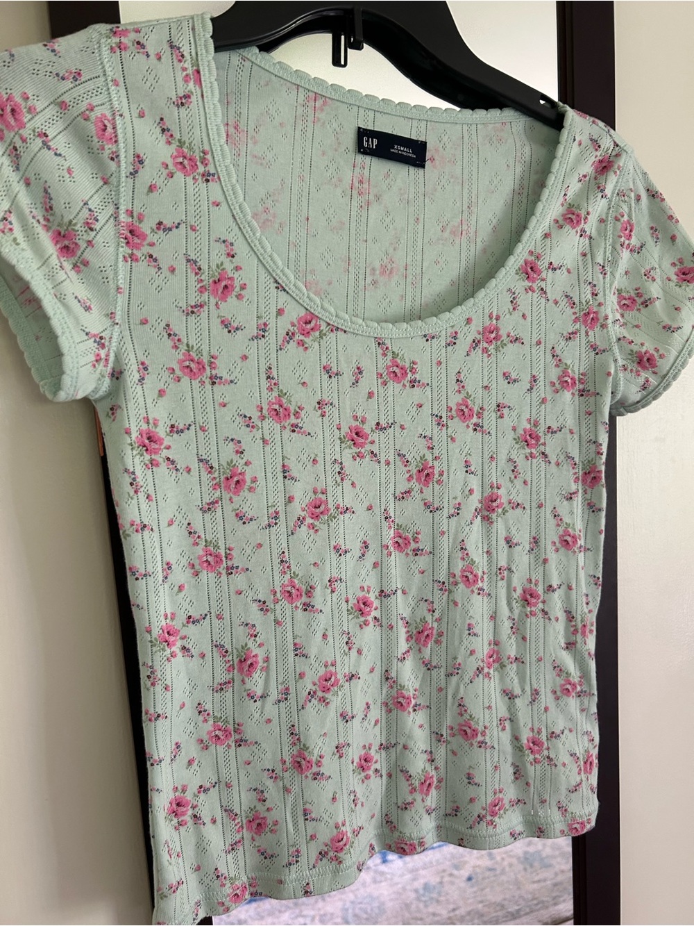 Floral pointelle ribbed tee